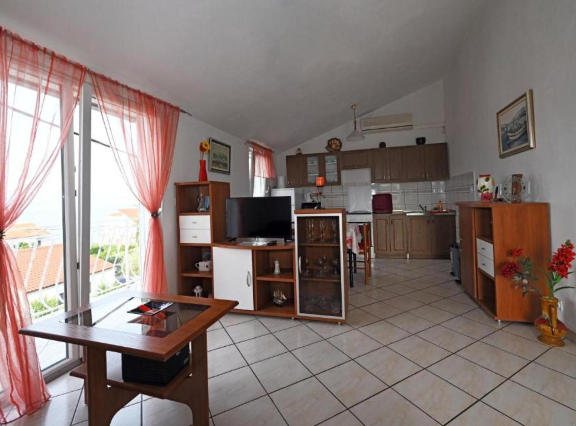 Apartments Mihovilovic - 50 M From Beach Слатине Номер фото